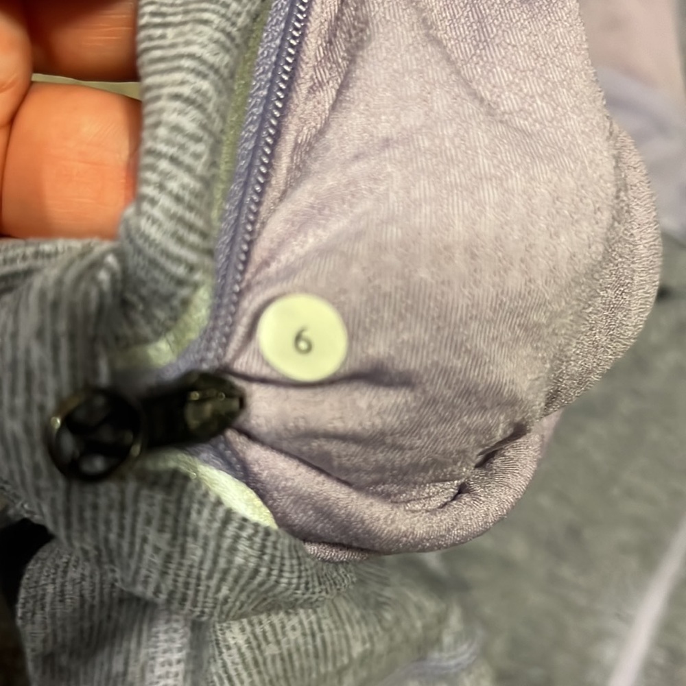 Lululemon 1/4 zip long sleeve top 6 - Picture 5 of 6